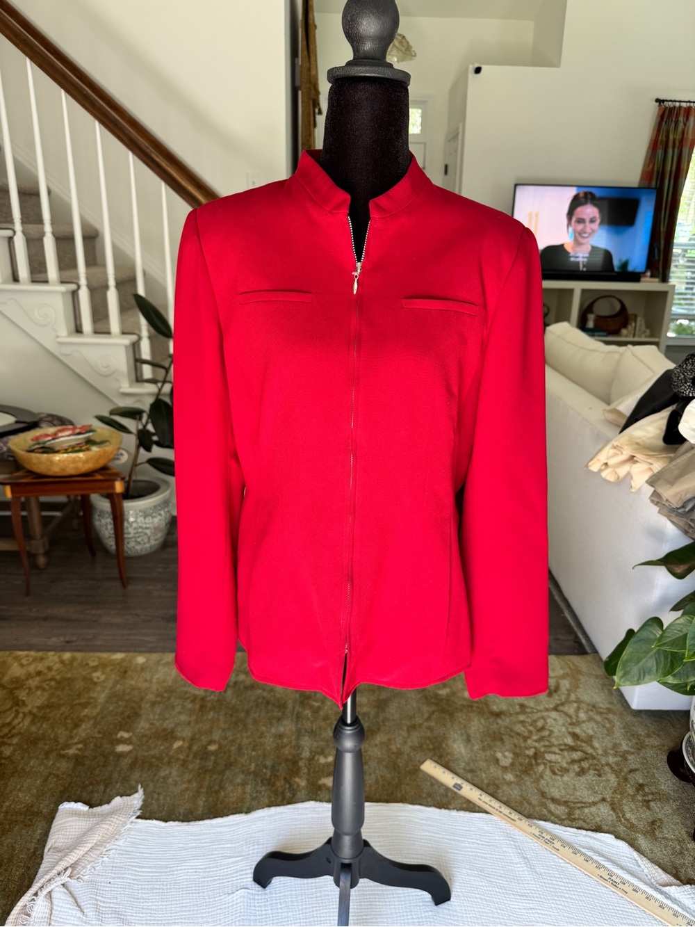 Michele 90s Fitted Vibrant Red Zip-Front Blazer